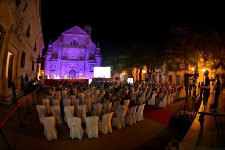 La Plaza Vazquez de Molina escenario incomparable de la gala de entrega de los premios JPI 2021