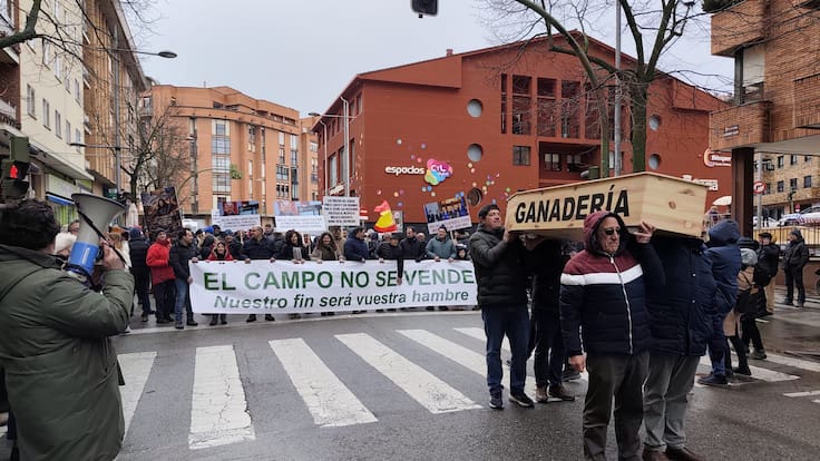 Juan Francisco Barcones (Técnico ASAJA) - Agricultores y vecinos celebran en las calles de Soria un funeral por el campo de la provincia