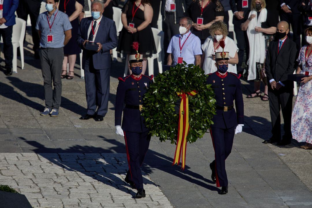 Homenaje a los médicos fallecidos