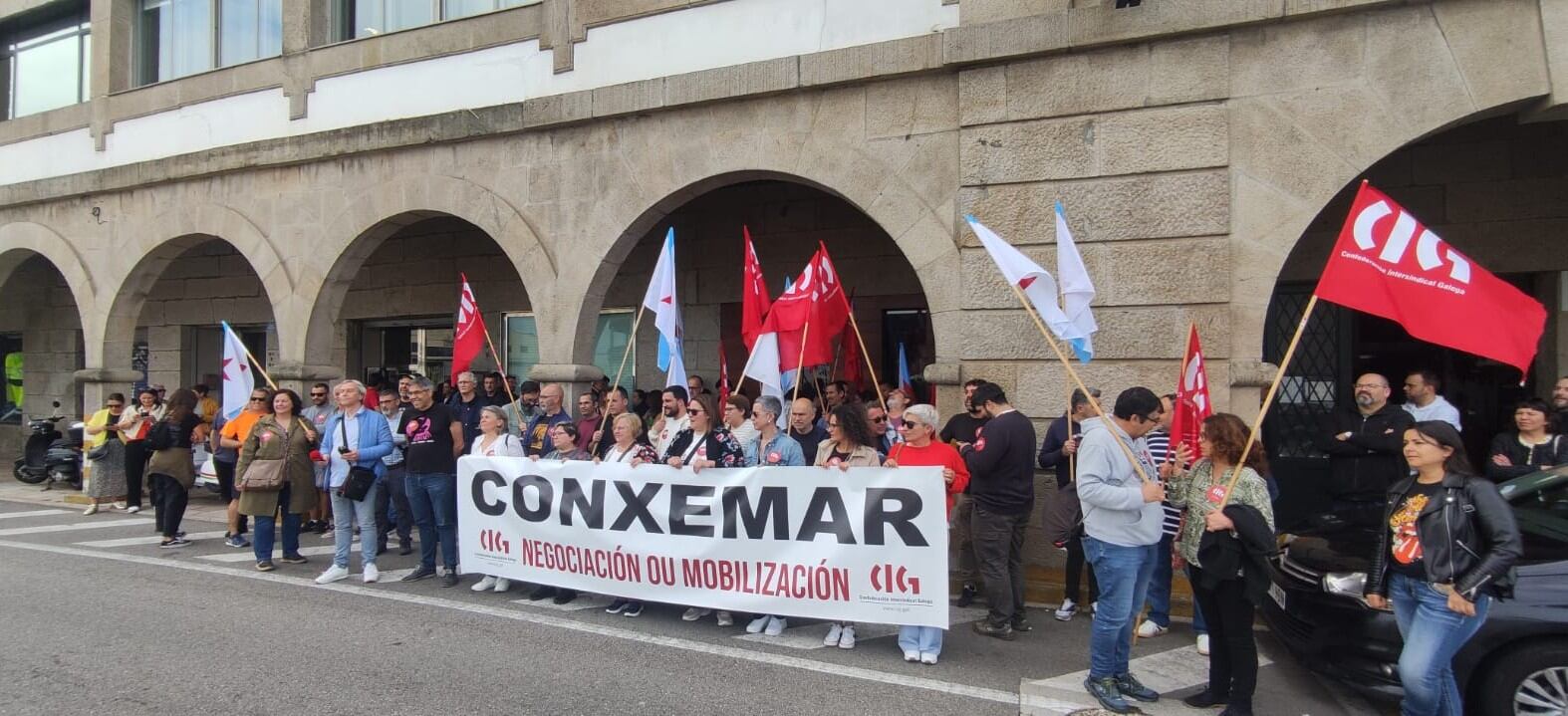 Concentración de la CIG delante de la sede de Conxemar | (CIG Vigo en X)