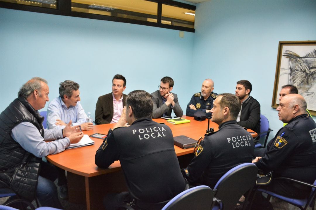 Instante de la reunión mantenida este miércoles