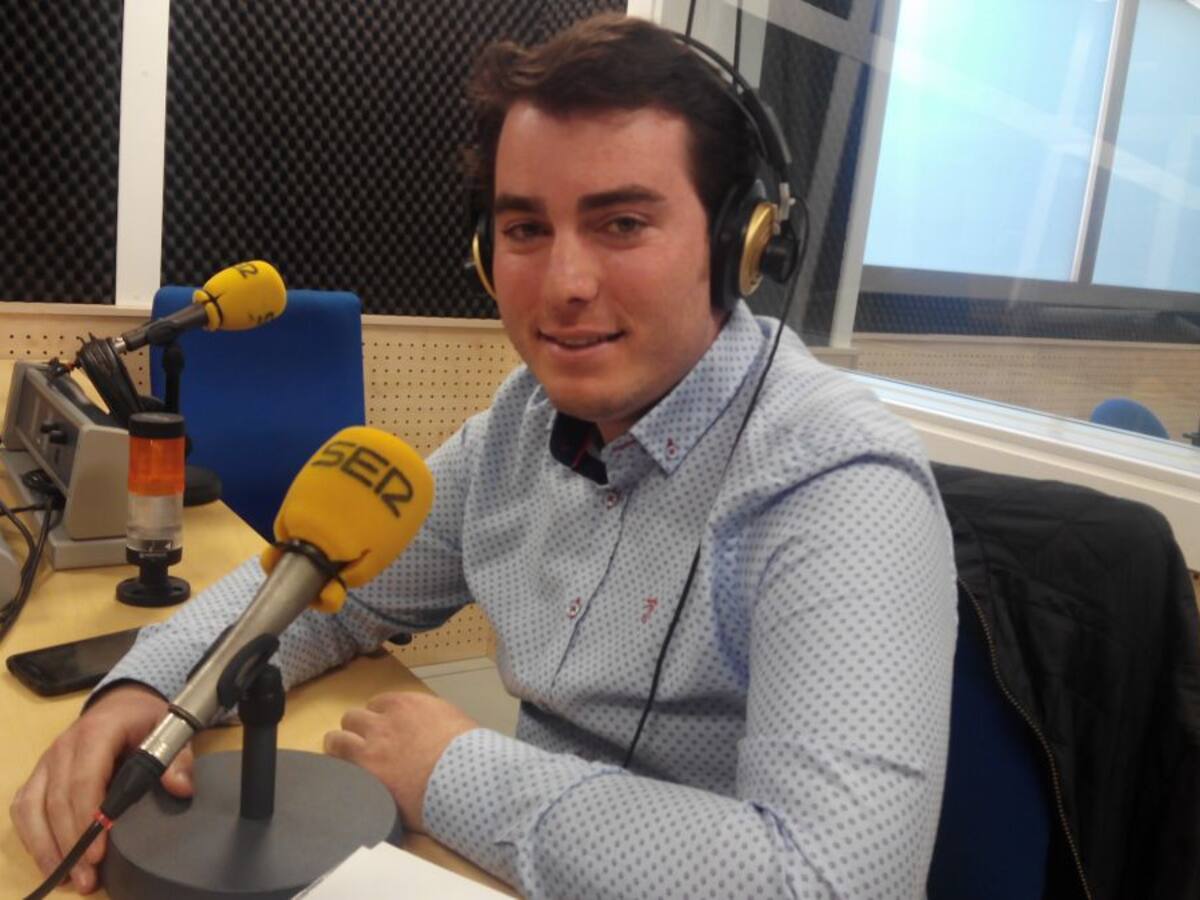 A los que crean escuela, los hermanos currantes de la Semana Santa