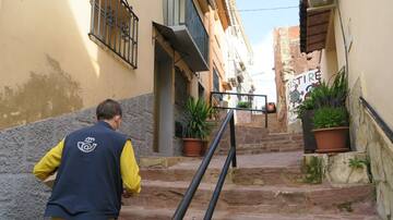 "Lo de ir de incógnito ayuda a pillar a la gente desprevenida": el drama de recibir la carta para estar en mesa electoral este verano