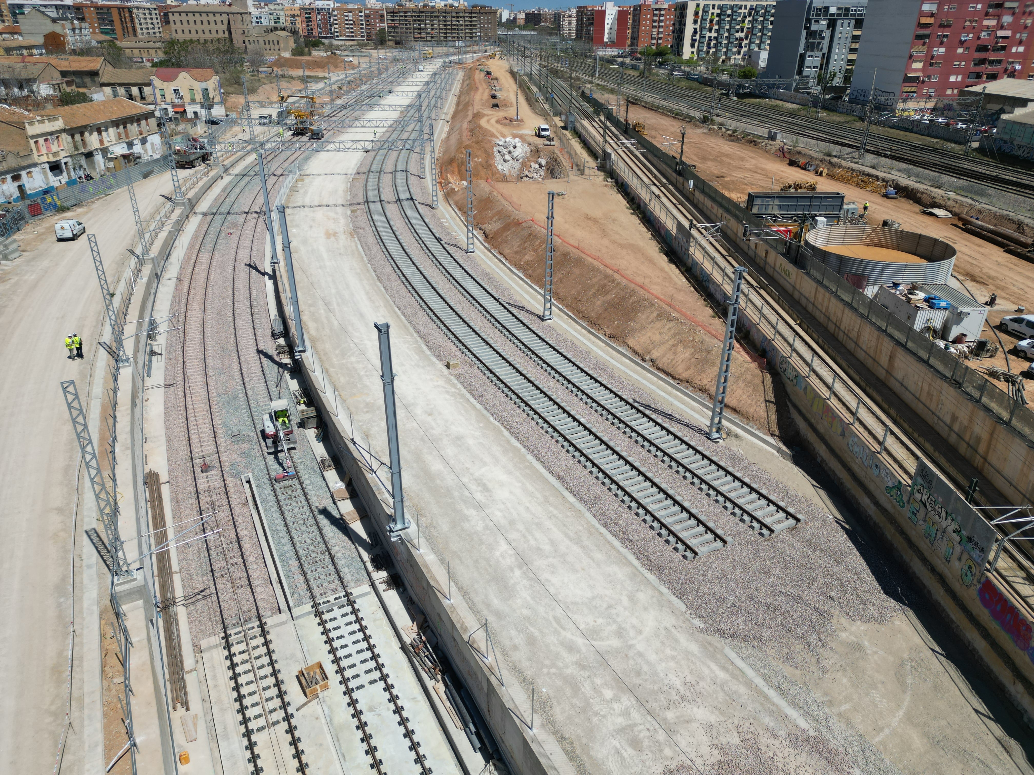 Vista de las obras del canal de acceso ferroviario a València