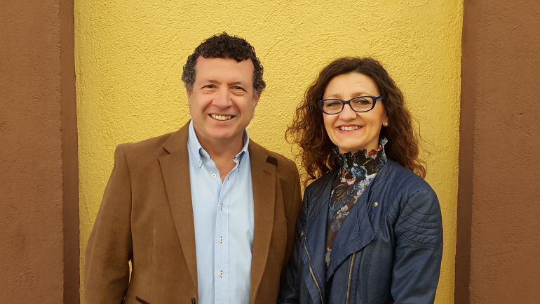 El presidente de la DREM, Fulgencio Martínez Lax, y la presidenta de Murciaaescena, Esperanza Clares