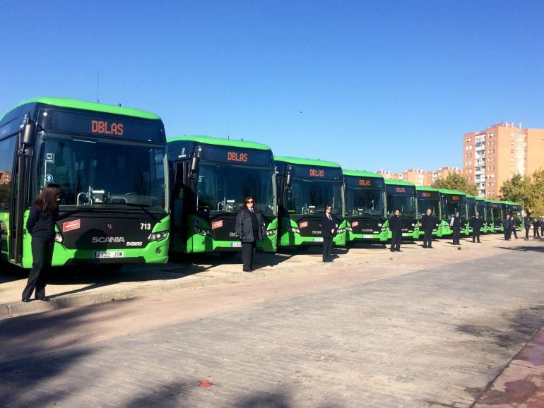 Estos son los nuevos autobuses híbridos que unen Alcorcón y Móstoles con la capital