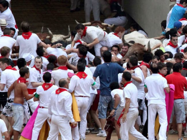 La angustia ha predominado en el séptimo encierro de los sanfermines debido al enorme tapón que se ha producido a la entrada de la plaza de toros de Pamplona