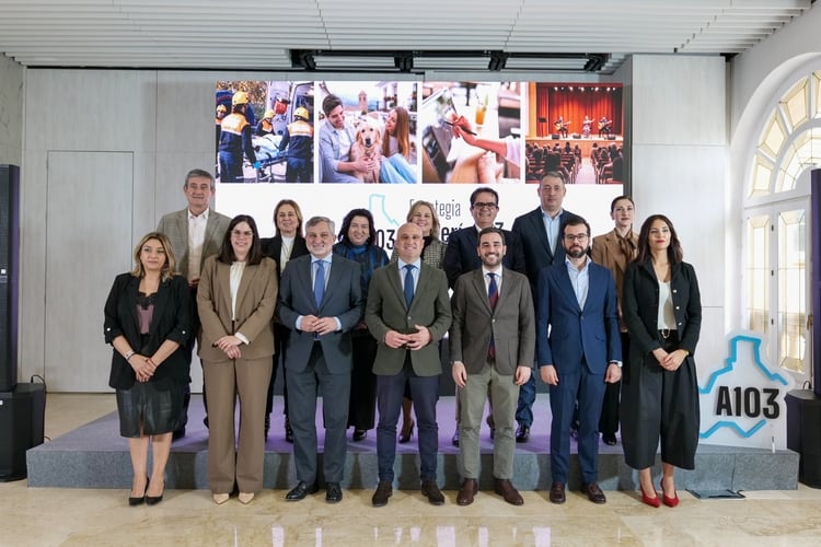 El cheque bebé vuelve a los pueblos pequeños de Almería. En 2026 un hijo nacido en los 50 pueblos de menos de 1.000 habitantes traerá bajo el brazo un cheque de 1000 euros.