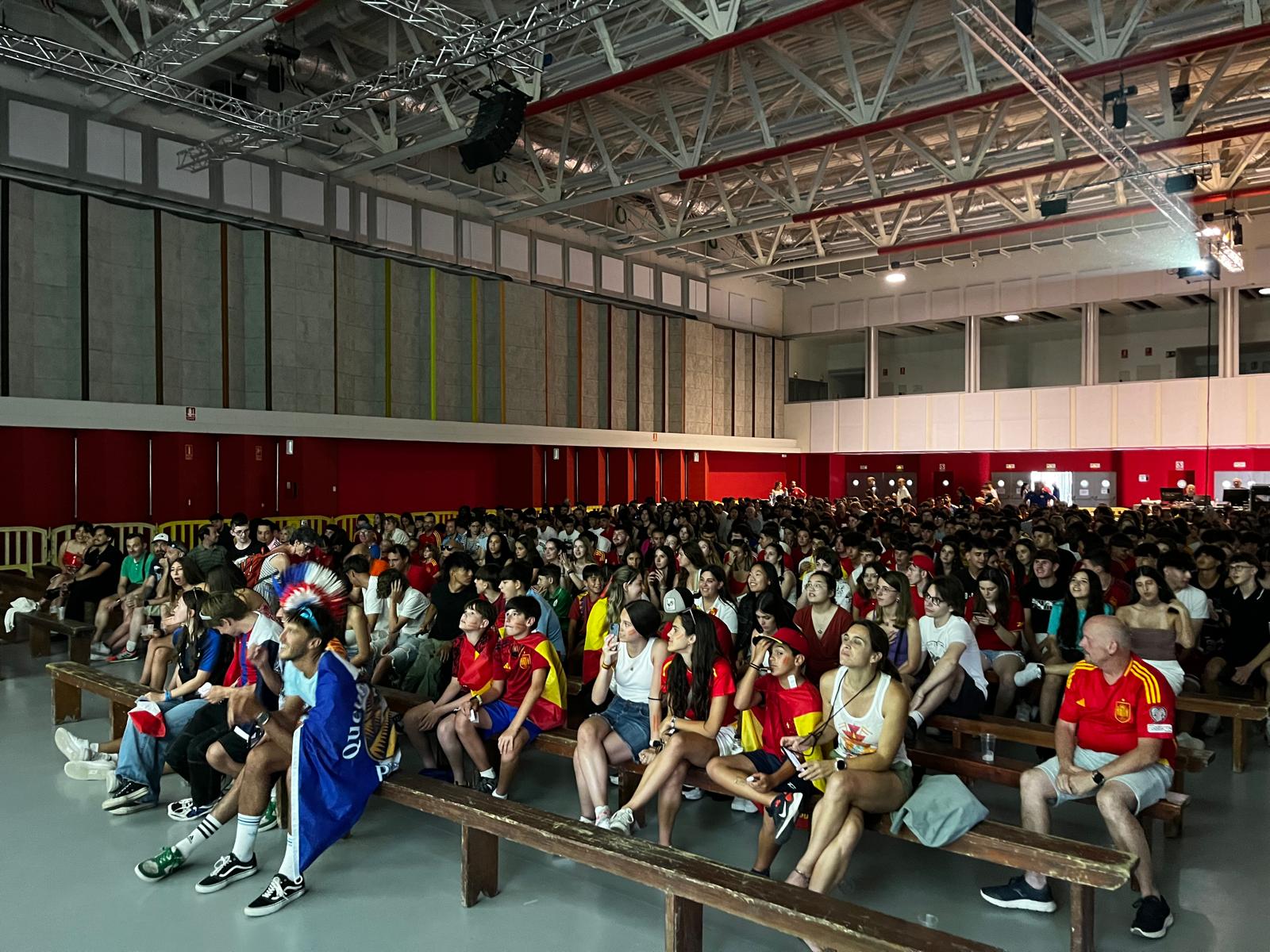 Más de 1.000 oscenses vibraron con la semifinal en el Palacio de Congresos