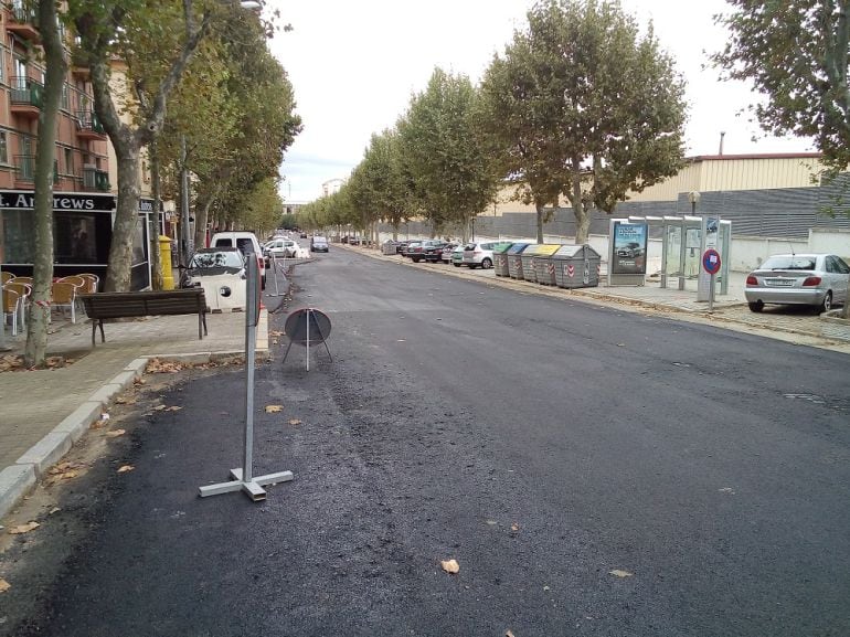Obras de asfaltado en la Avenida de la Constitución. 