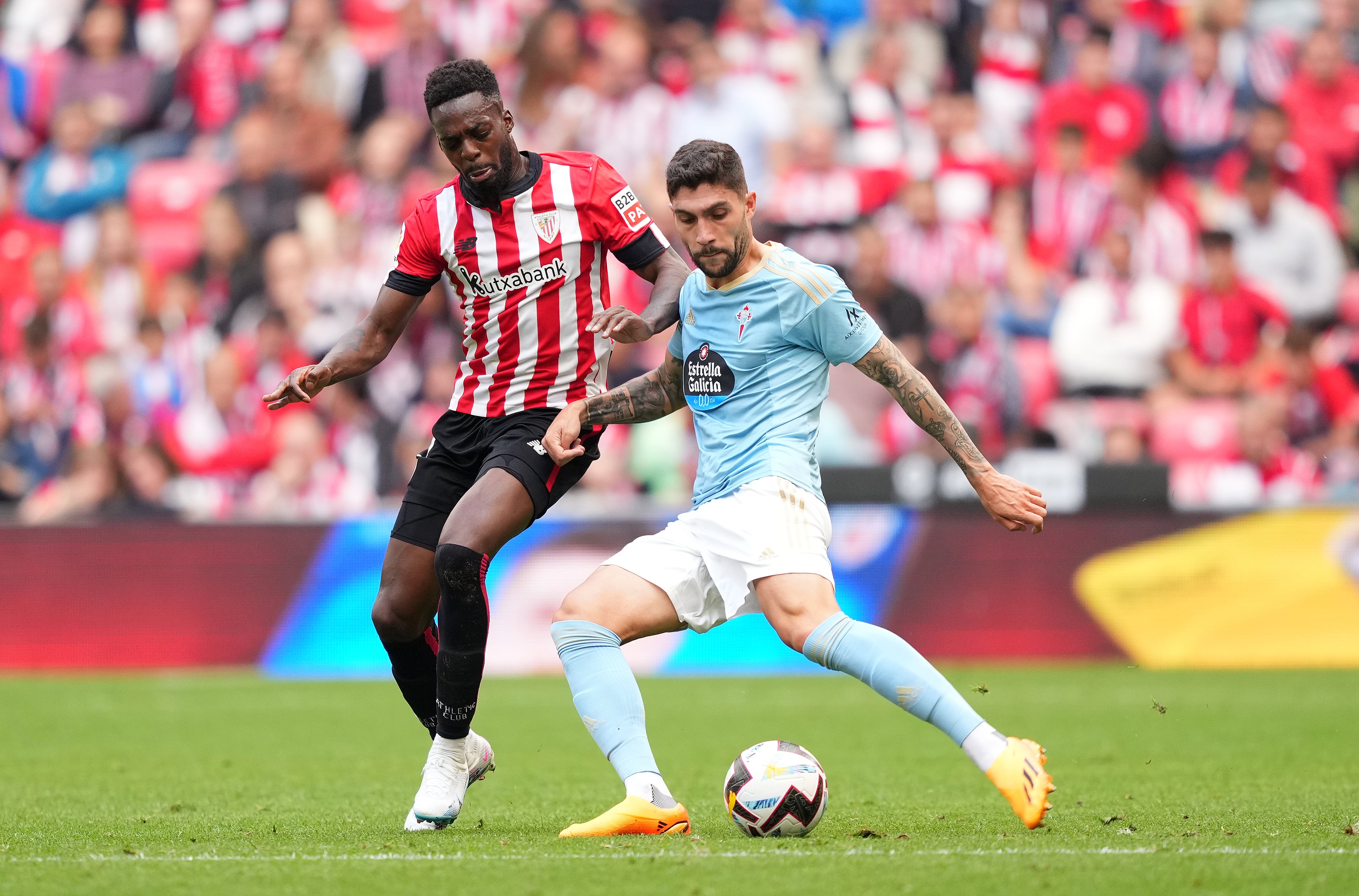 Iñaki Williams y Unai Núñez, durante el Athletic-Celta disputado en San Mamés