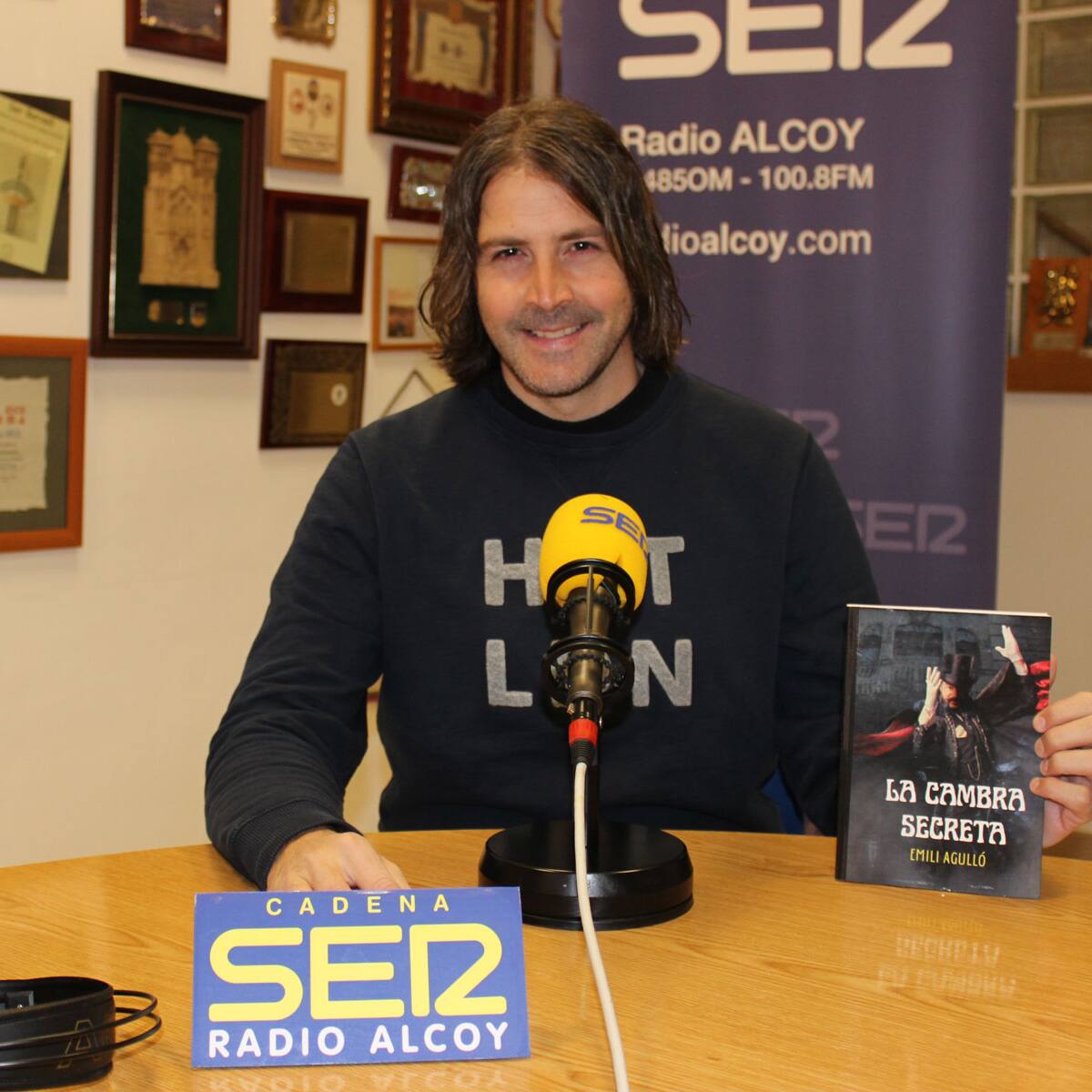 Emili Agulló ya tiene preparado su segundo libro 'La cámara secreta'