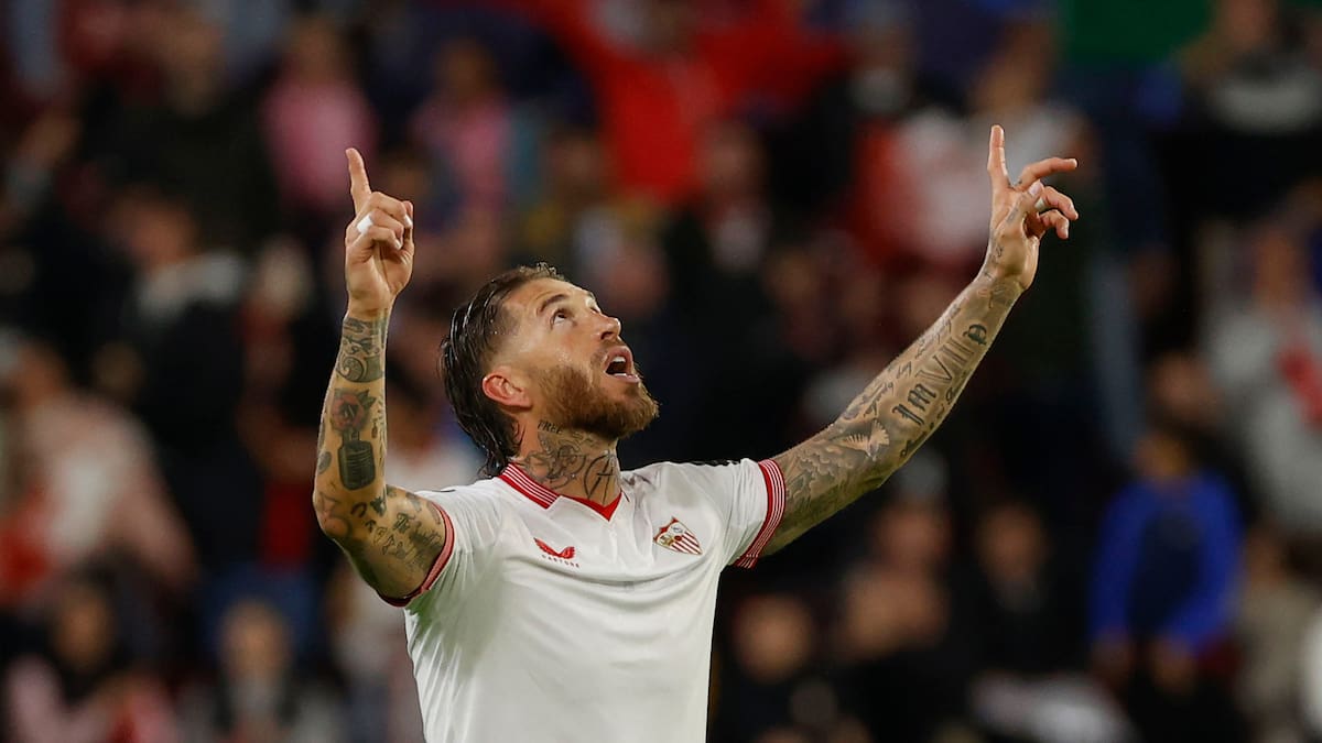 Ramos y el Sevilla, una historia de amor-odio: "Él lo intenta, pero no termina de entrar en el corazón de todos los sevillistas"