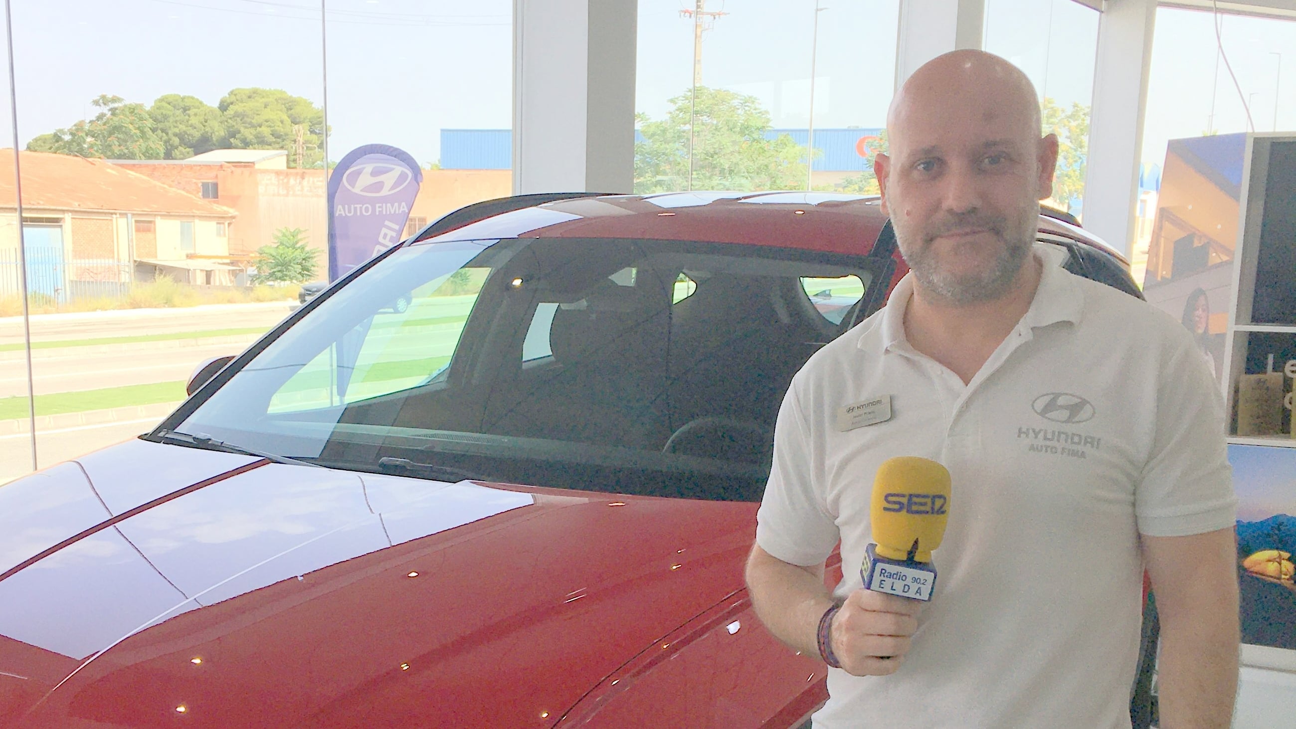 Javier Prieto asesor comercial de Hyundai Autofima Elda-Petrer