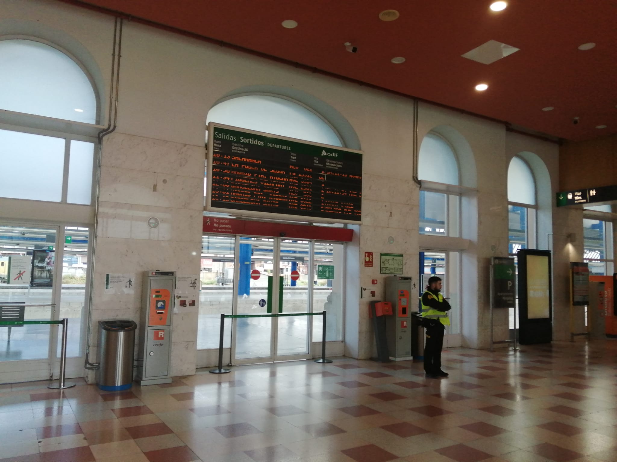 Estació de Renfe aquest matí de dimecres a Lleida.