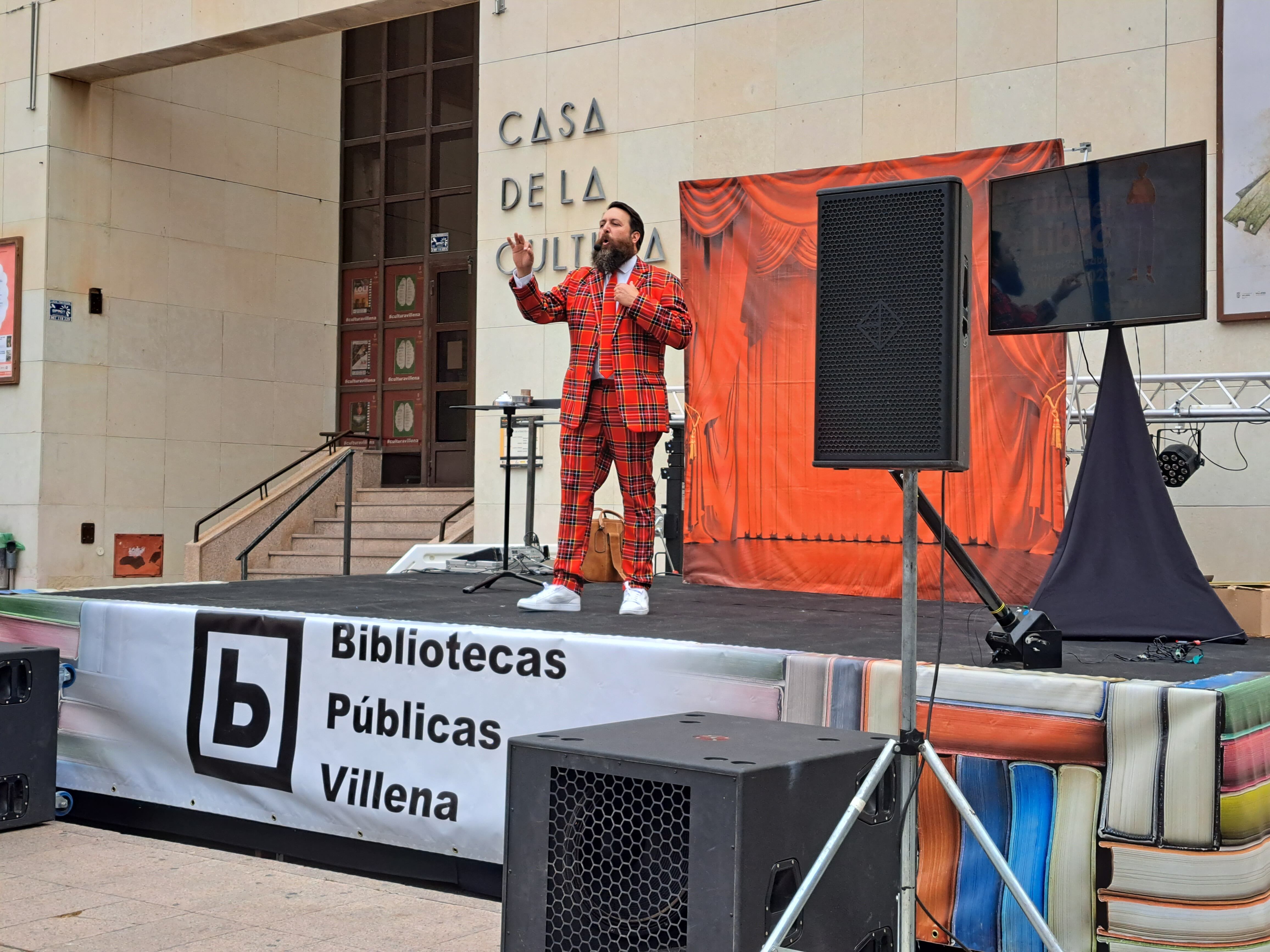 Sesión con el cuentacuentos