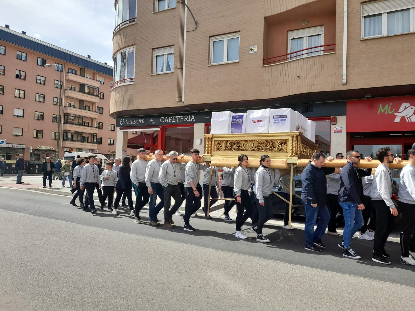 Ensayo solidario a favor de Cáritas de la Hermandad del Santísimo Cristo del Milagro de Aranda