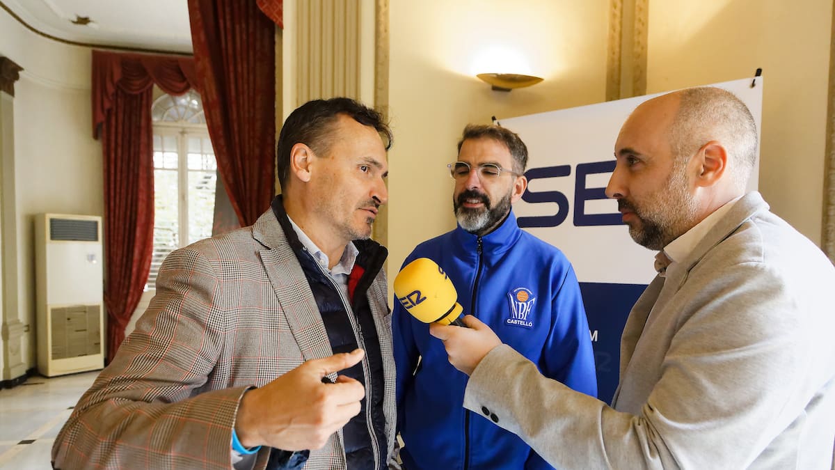 El Nou Bàsquet Femení sella virtualmente la salvación y se ilusiona con pelear el playoff