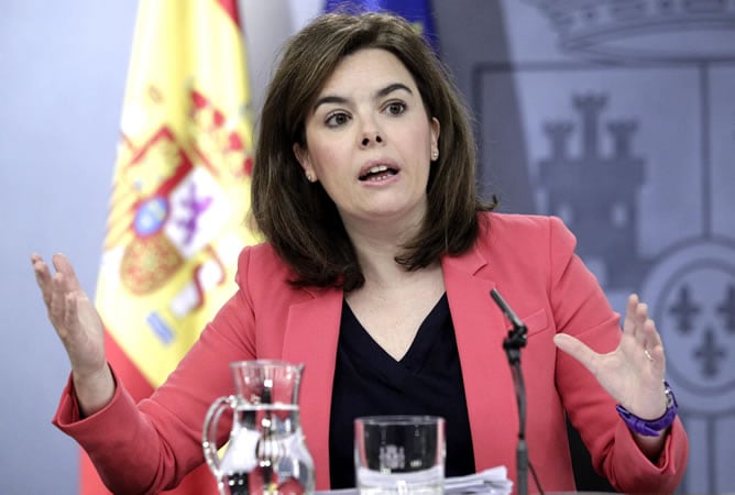 La vicepresidenta del Gobierno, Soraya Sáenz de Santamaría, durante la rueda de prensa posterior al Consejo de Ministros.