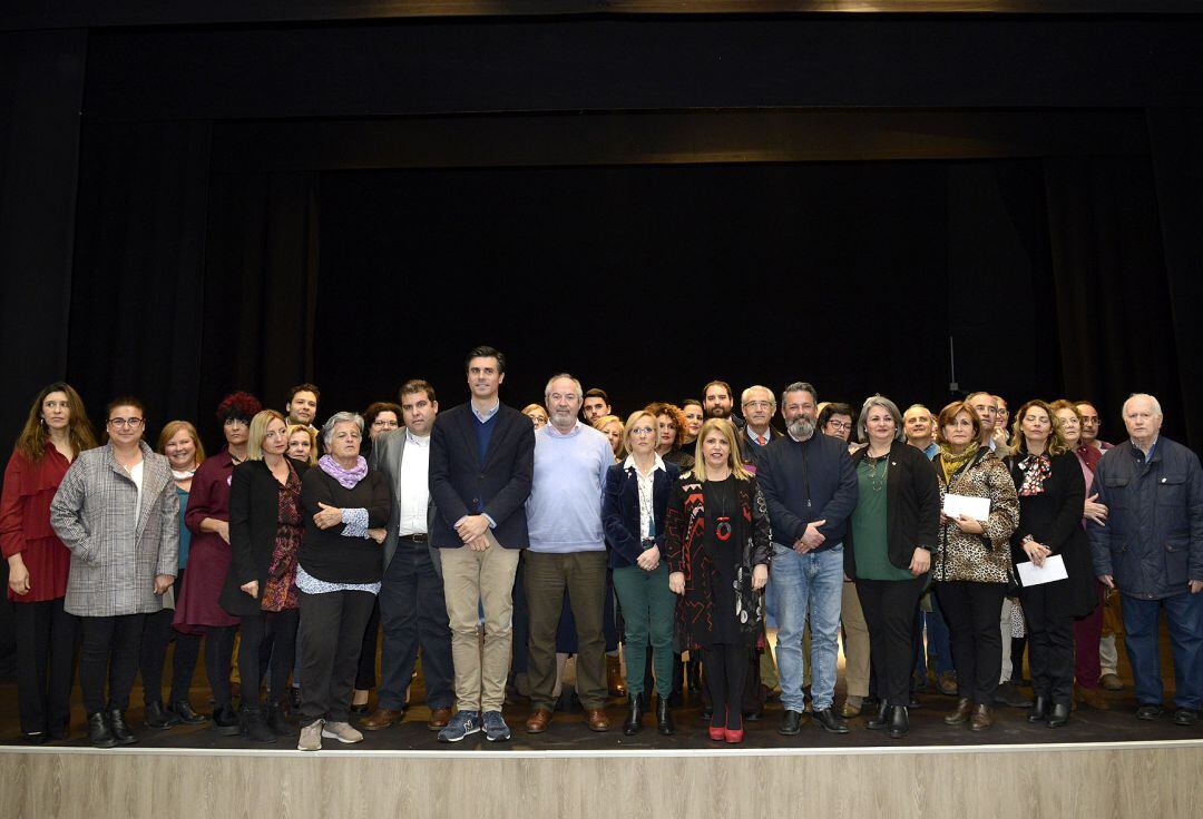 Entrega de los donativos de la campaña de Reyes Magos 2020