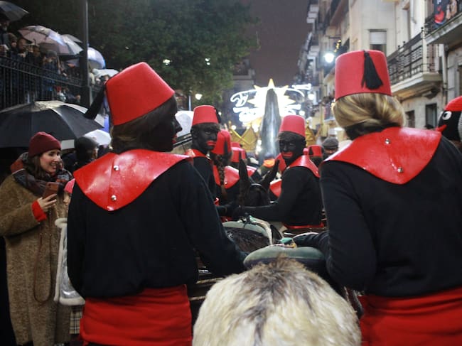 Las burritas acompañadas por los queridos pajes han cerrado el desfile siendo las más solicitadas por todos los asistentes