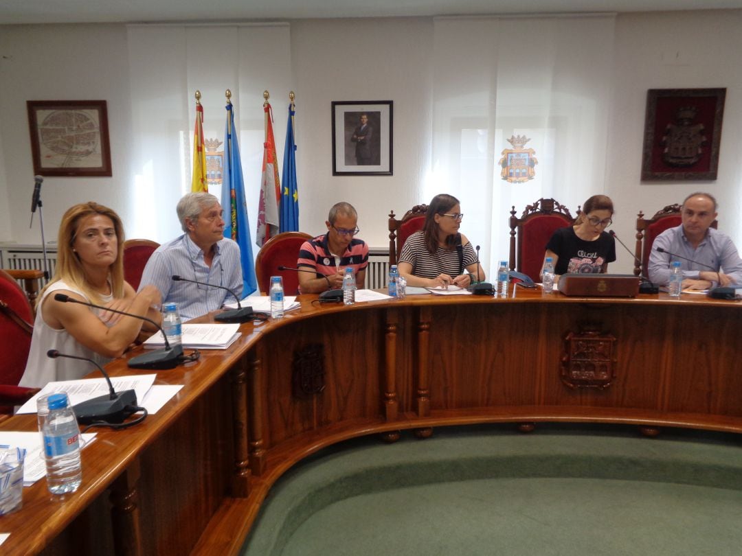 Imagen de archivo del grupo Popular