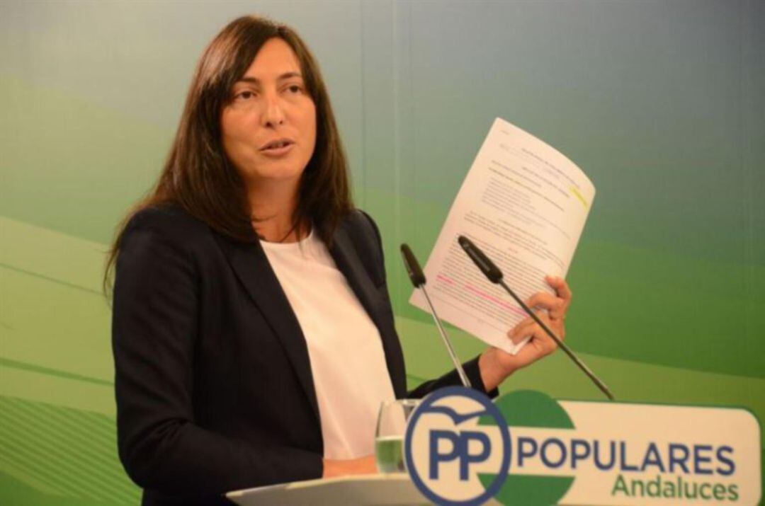 Loles López, secretaria del PP andaluz