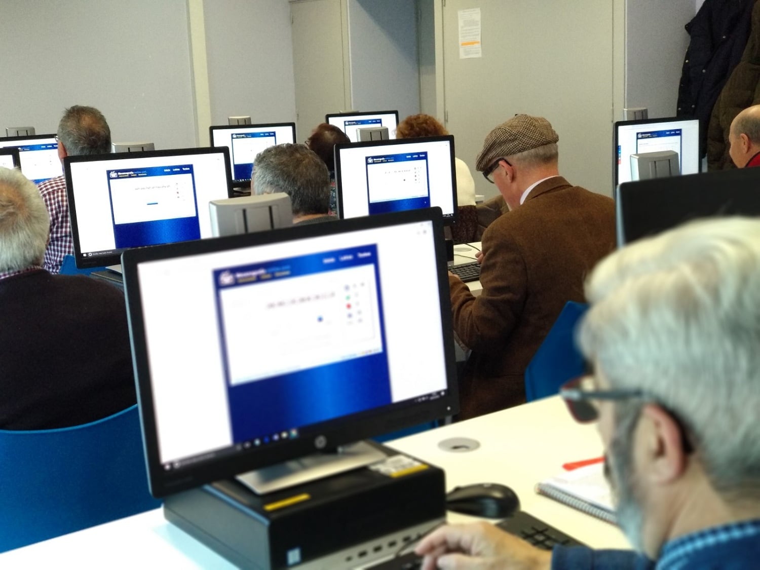 1.200 mayores de Fuenlabrada participaron el año pasado en cursos sobre nuevas tecnologías