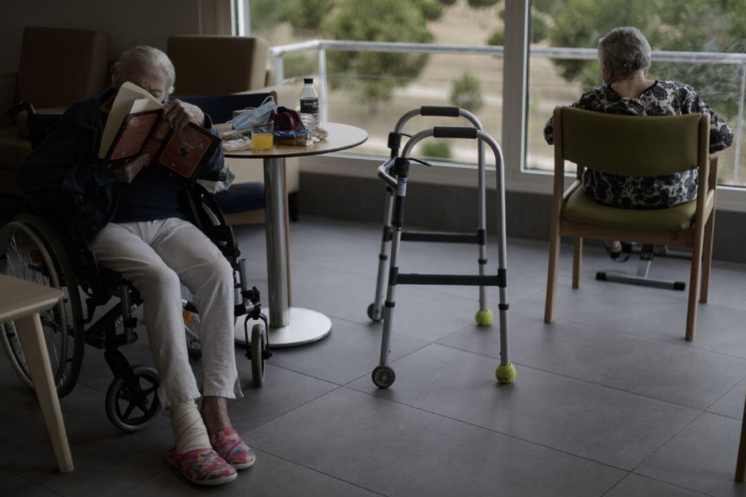 Ancianos en una residencia