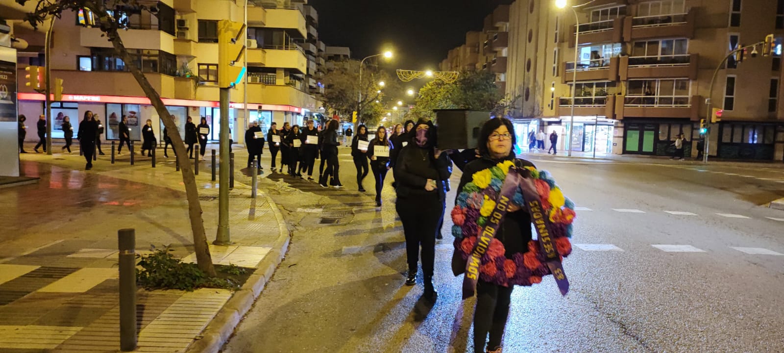 Imagen de la marcha silenciosa por las calles de Ibiza