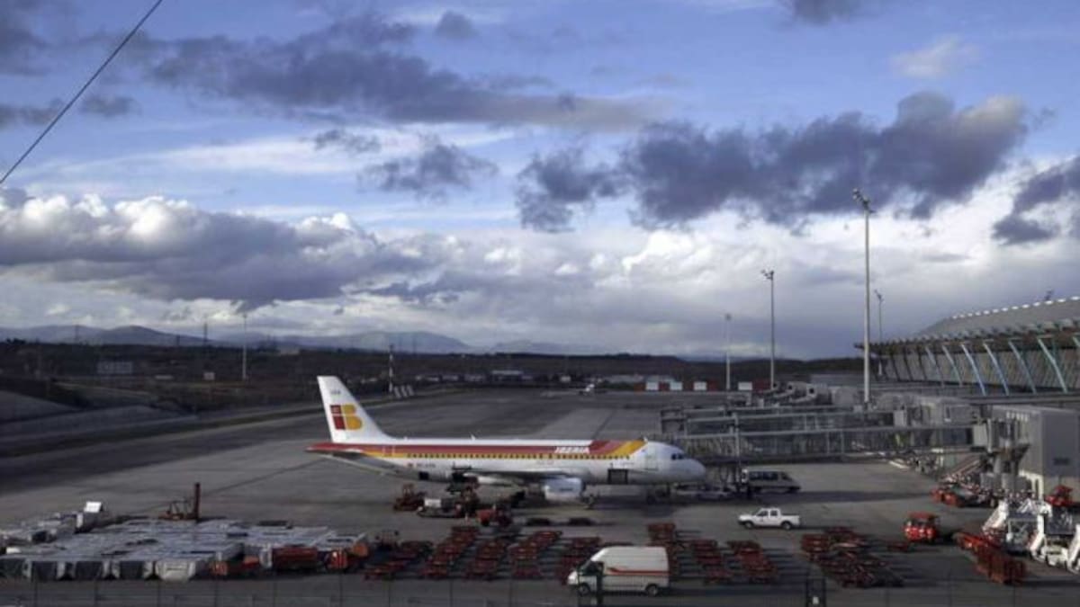 El viento obliga a desviar a Bilbao y Asturias dos vuelos del Seve Ballesteros