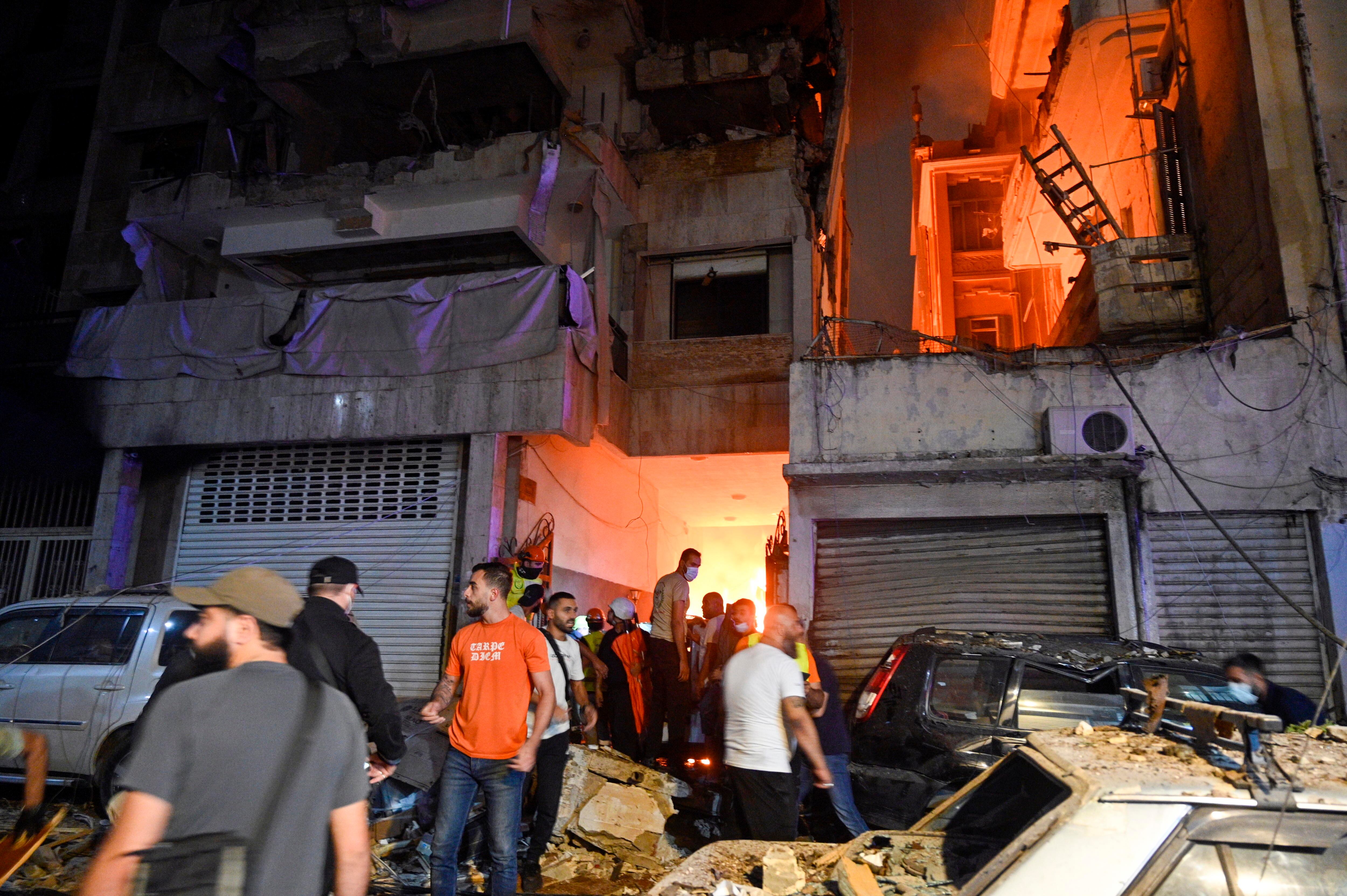 Imagen de uno de los edificios afectado por los bombardeos israelíes sobre el centro de Beirut