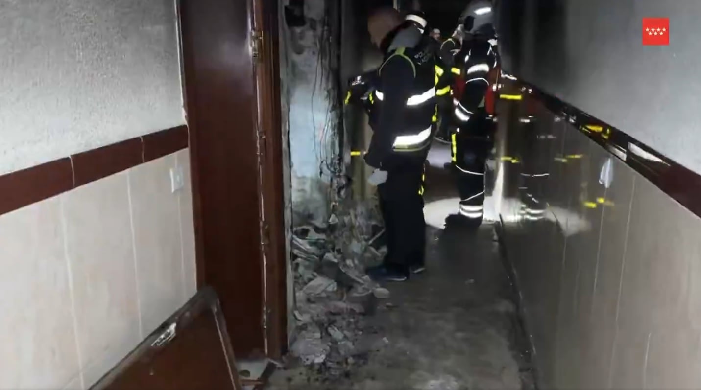 La vivienda ha quedado muy afectada por el fuego y la explosión