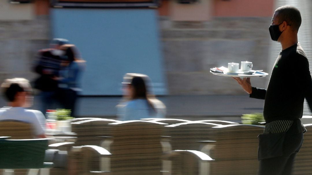 Hace medio año que el paro no registraba un descenso así de significativo