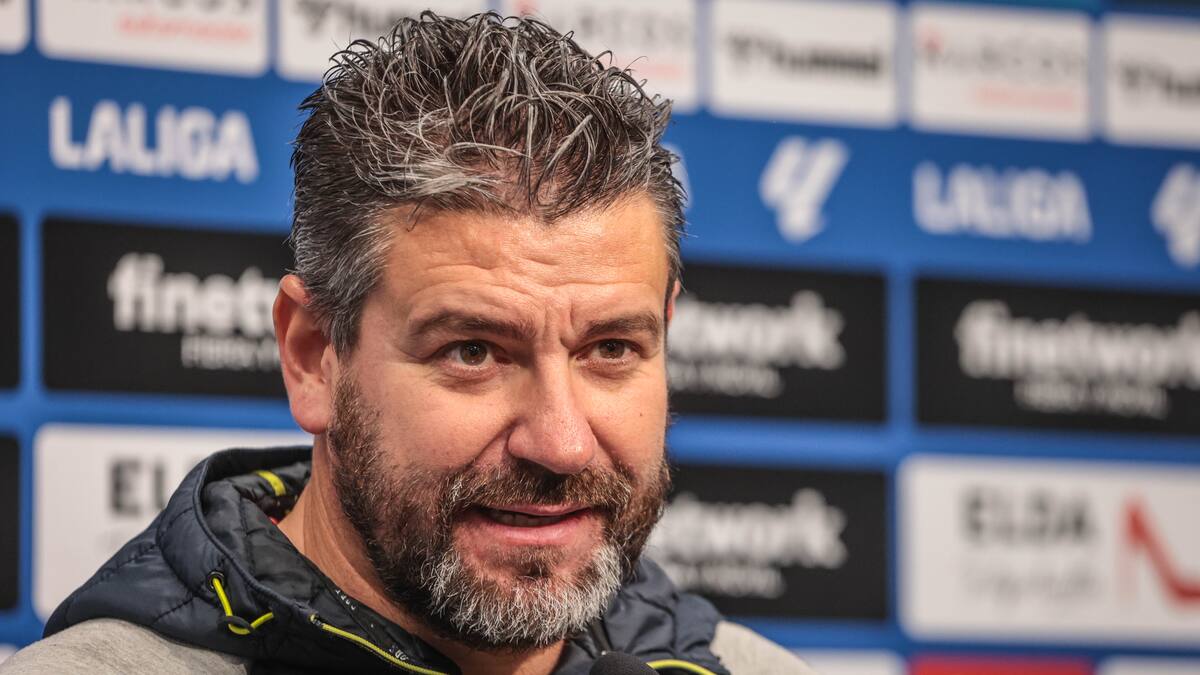 Fernando Estévez, Ent. del Eldense, antes de recibir al Cartagena