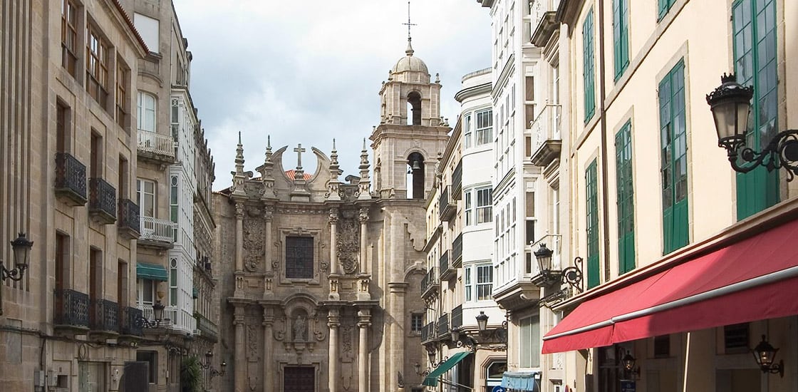 Foto de archivo de la iglesia de Santa Eufemia