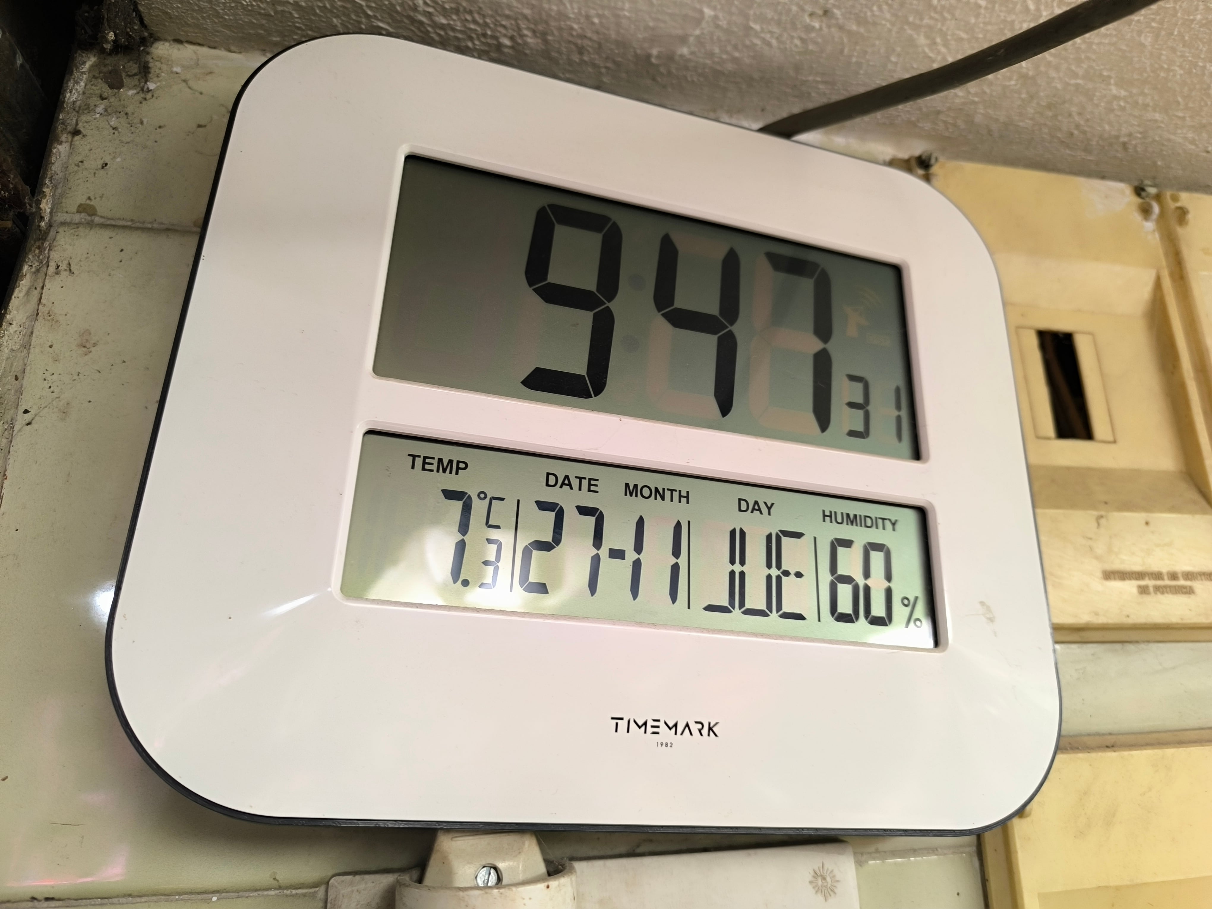 La temeperatura en la Plaza de Abastos no supera los 7 grados