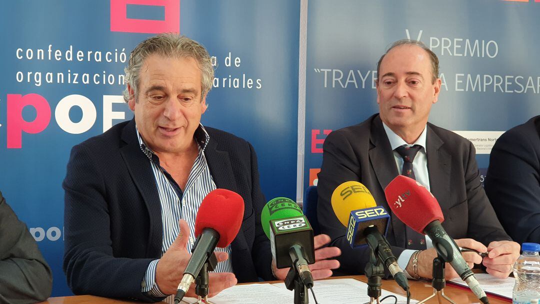 José Antonio Heras (i), gerente de Virgen del Brezo y José Ignacio Carrasco (d), presidente de CPOE
