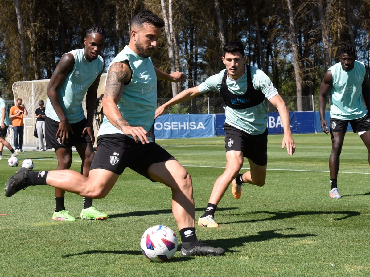 Vuelta al trabajo para una SD Huesca que quiere despedirse con victoria