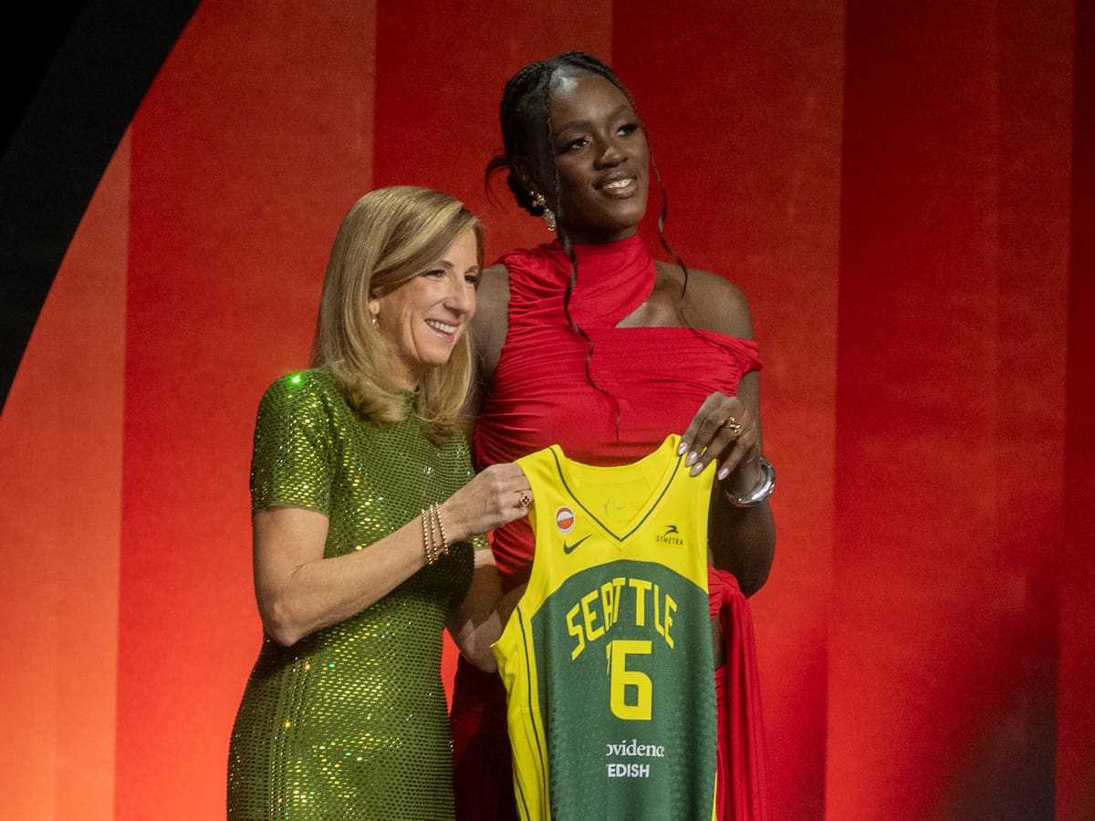 De Gernika al número 3 del draft WNBA: el salto de Awa Fam que pone en el mapa a Lointek Gernika