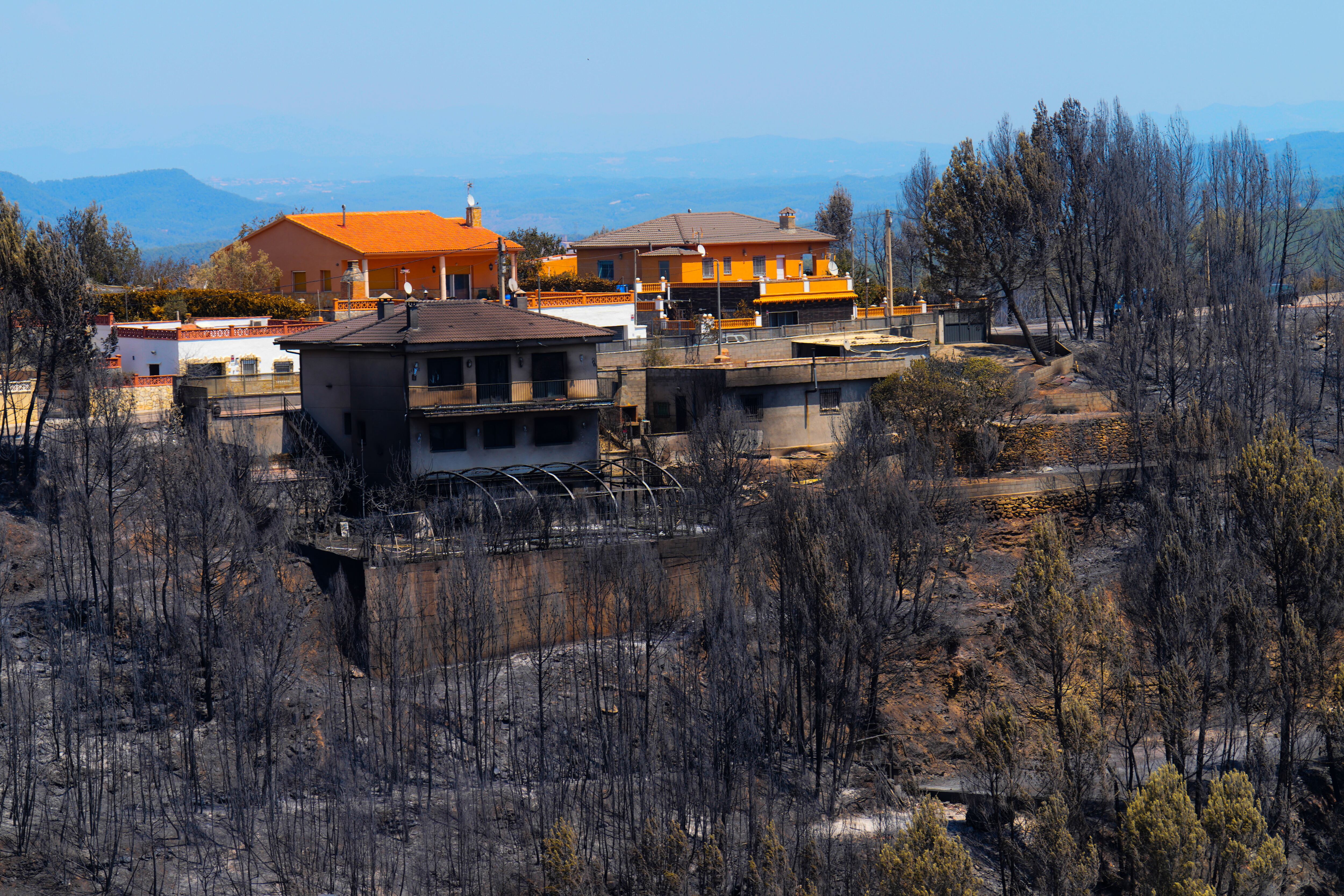 El incendio del Bages ha afectado a unos 50 inmuebles.