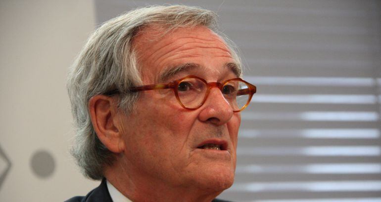 Trias garanteix a Colau que "no se signarà res" sense la seva aprovació i ofereix una "comissió de traspàs" immediata