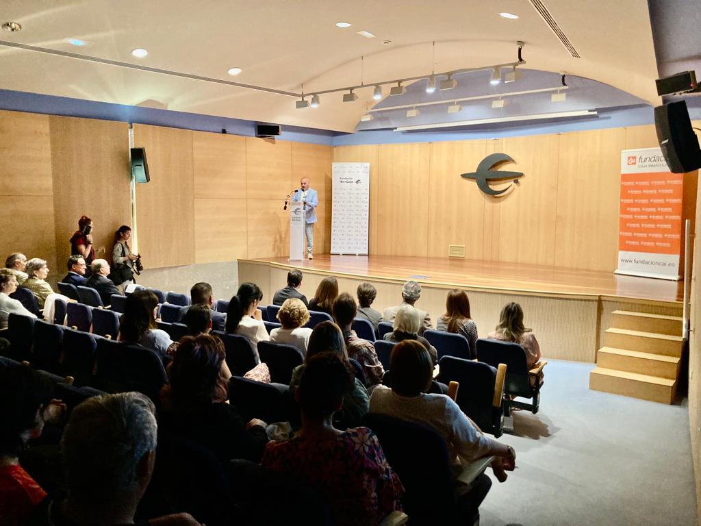 Acto en el Centro Ibercaja Huesca de firma de los convenios con diferentes asociaciones