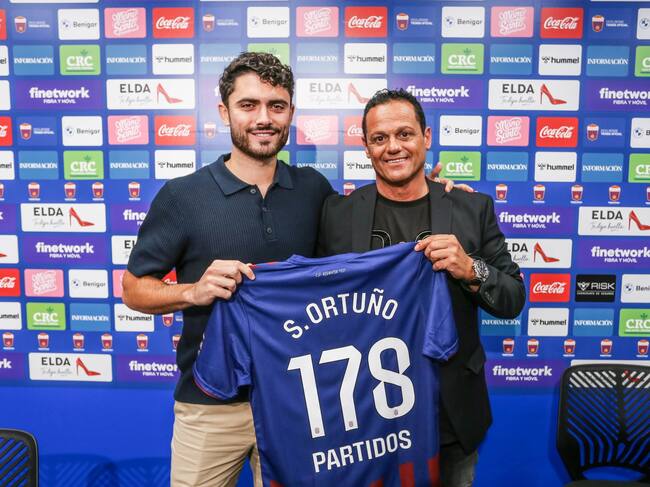 Sergio Ortuño con el directivo, Alfonso Losa