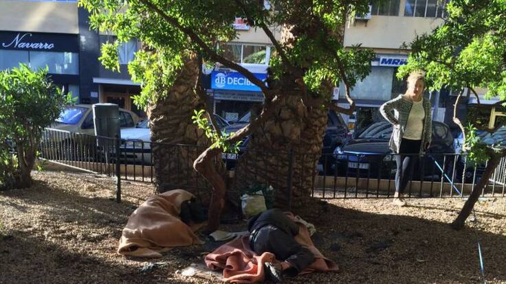 Punto de Vista de Carlos Gómez Gil | ¿Dónde está el plan de lucha contra la pobreza en Alicante? | 12/04/2016