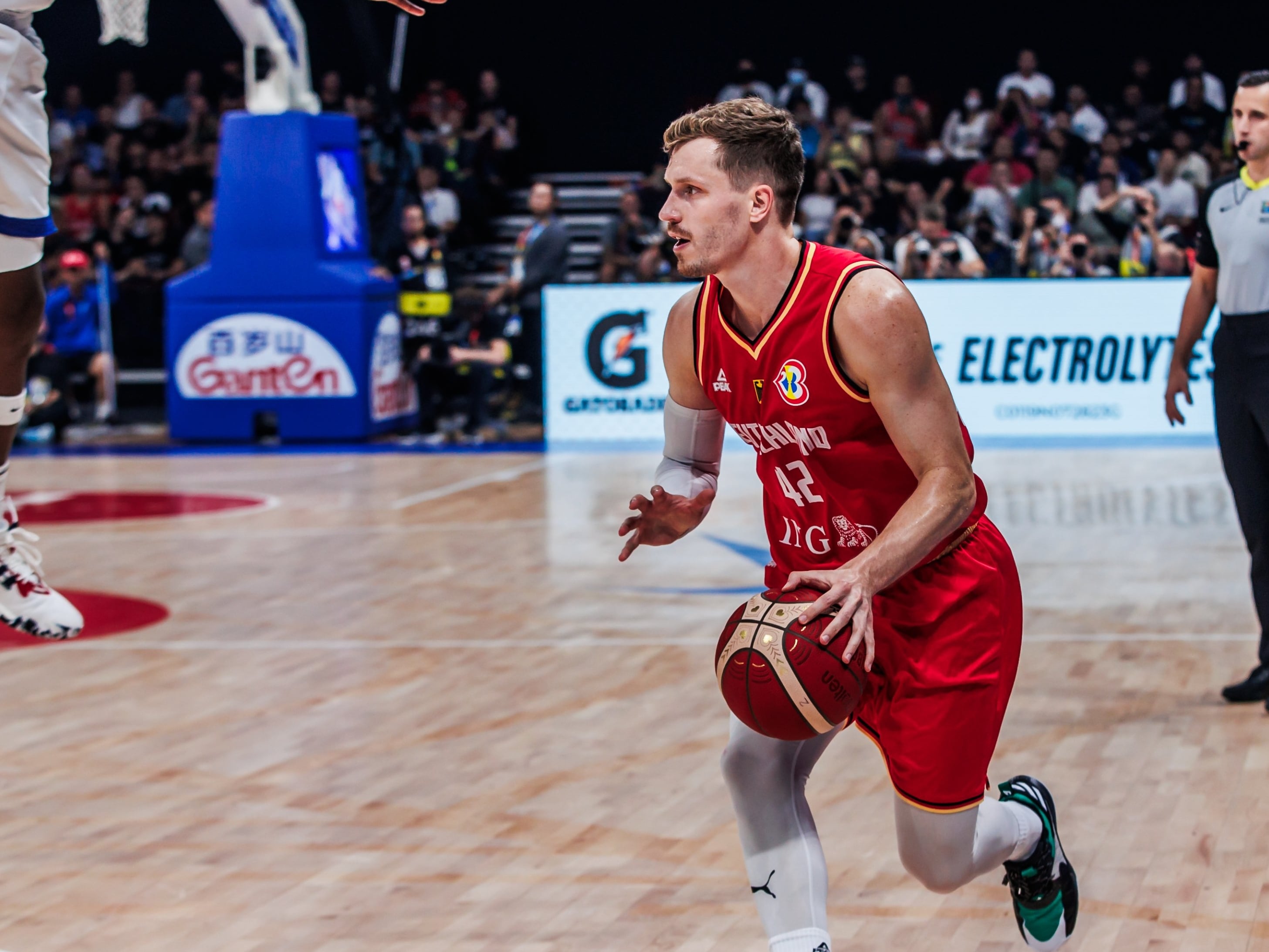 Semifinales de la Copa del Mundo de Baloncesto entre Estados Unidos y Alemania