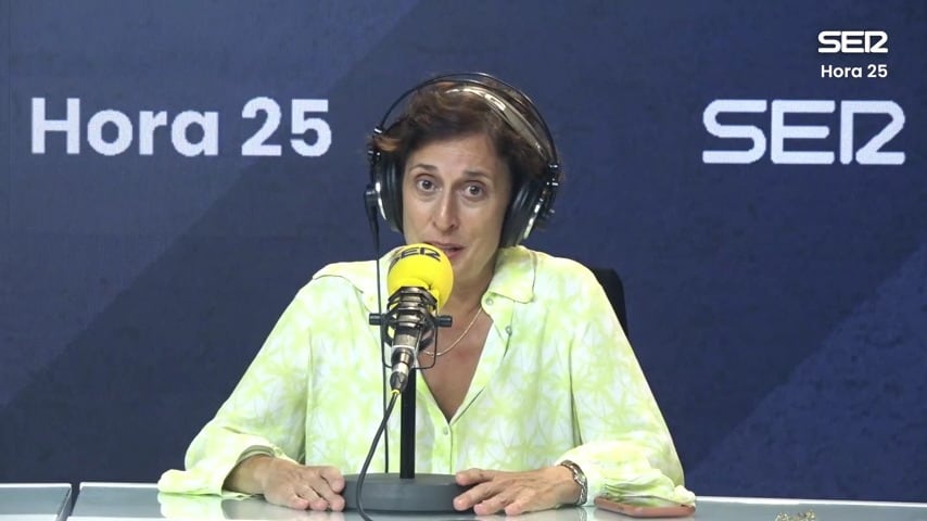 La actriz, Clara Segura, durante la entrevista con Aimar Bretos en Hora 25