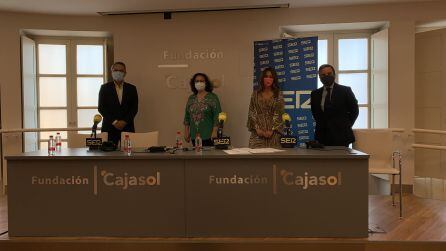 Invitados del Hoy por Hoy Sevilla. Junto a Salomón Hachuel, María José Rodríguez Espinar, Esther Gutierrez y Rafael Rivas