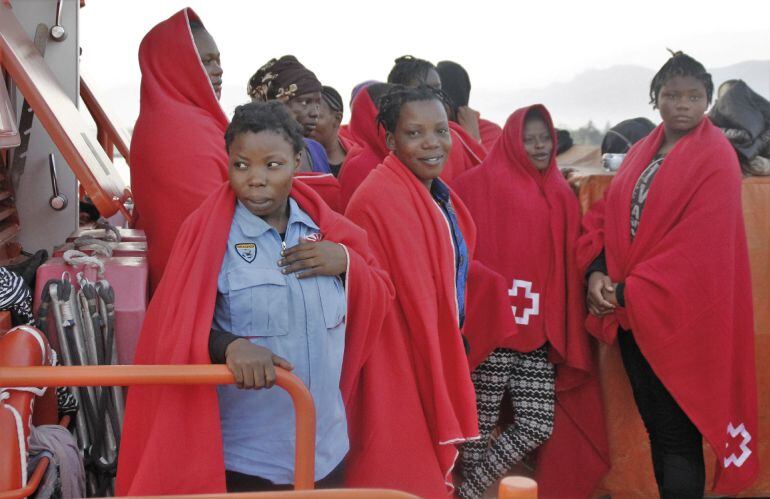 Inmigrantes en una de las últimas pateras llegadas a Motril el pasado fin de semana