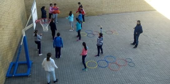 Gymkana solidaria en el colegio Santa Teresa